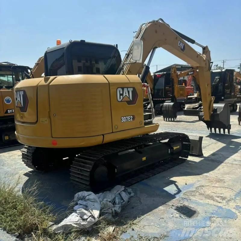 CAT 307E حفارات زحافة
