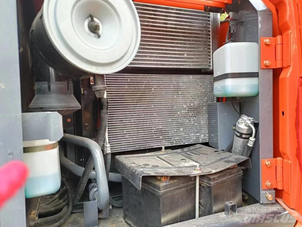 Hitachi ZX 120-6 حفارات صغيرة أقل من 7 طن (حفارات صغيرة)