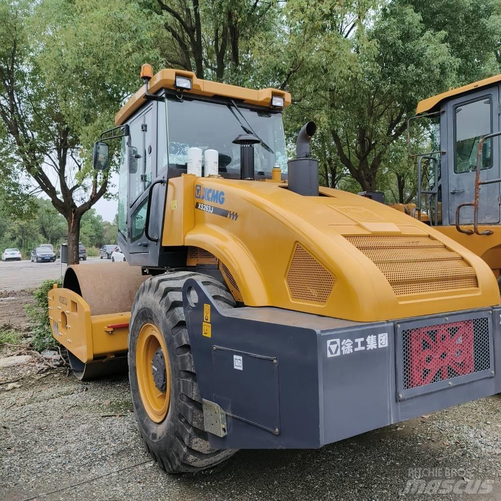 XCMG XS 263 J مداحل أحادية الأسطوانة