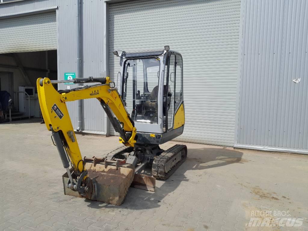 Wacker Neuson ET 18 حفارات زحافة