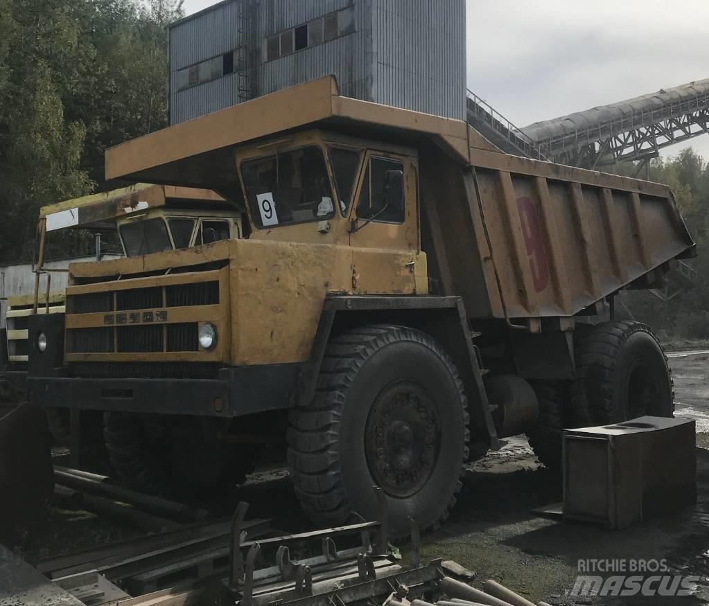 Belaz 7523 شاحنات المخلفات الصلبة