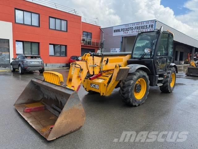 JCB 540-140 مناولات متداخلة