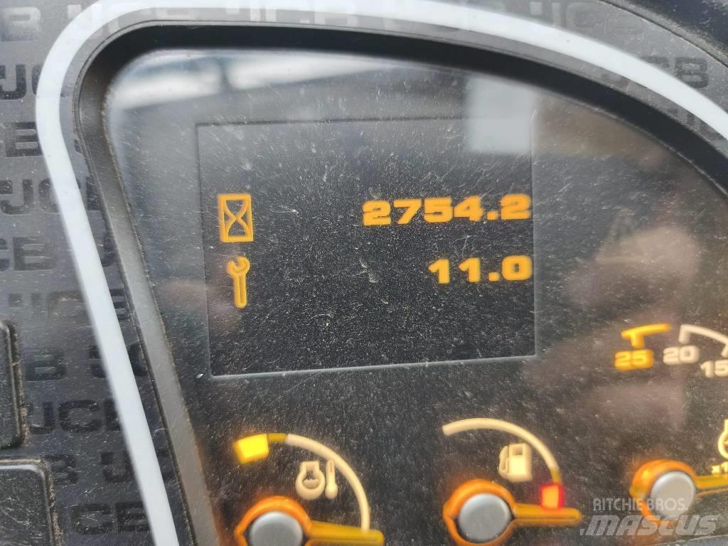 JCB 535-95 مناولات متداخلة