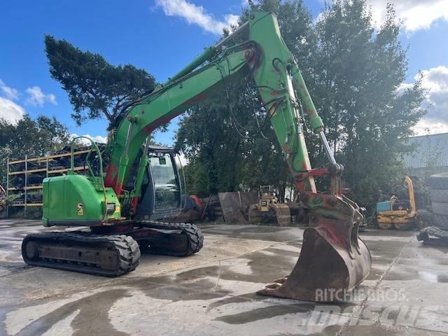 Hitachi ZX 135 حفارات زحافة