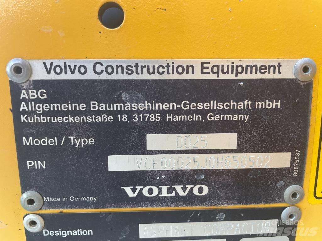 Volvo DD 25 W مداحل ثنائية الاسطوانة