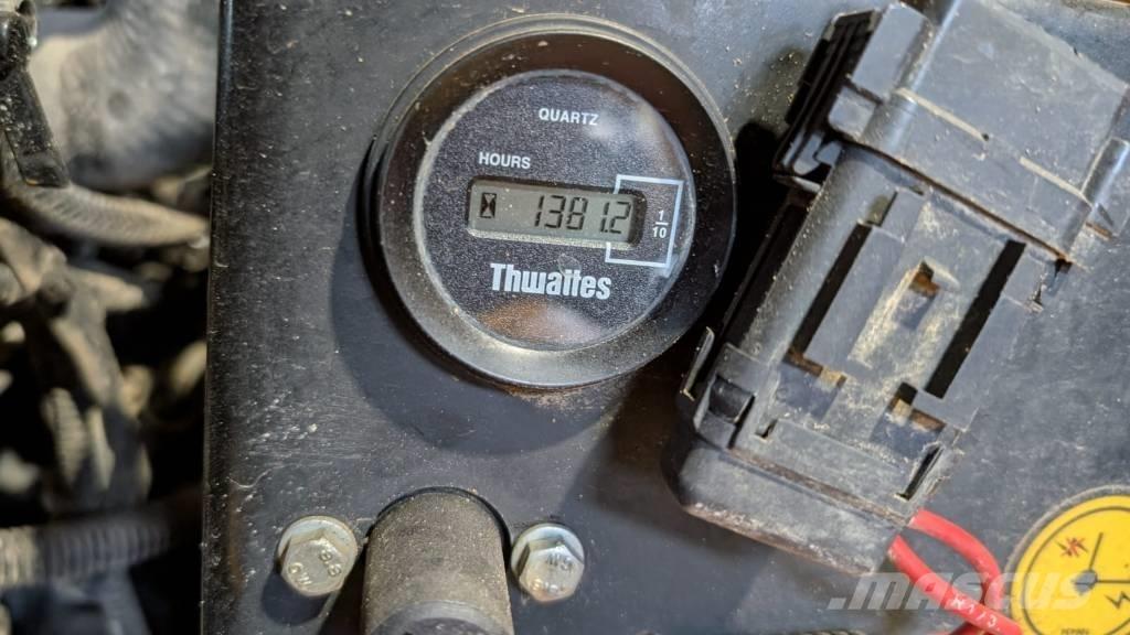 Thwaites Mach 201 عربات نقل قلابة للمواقع