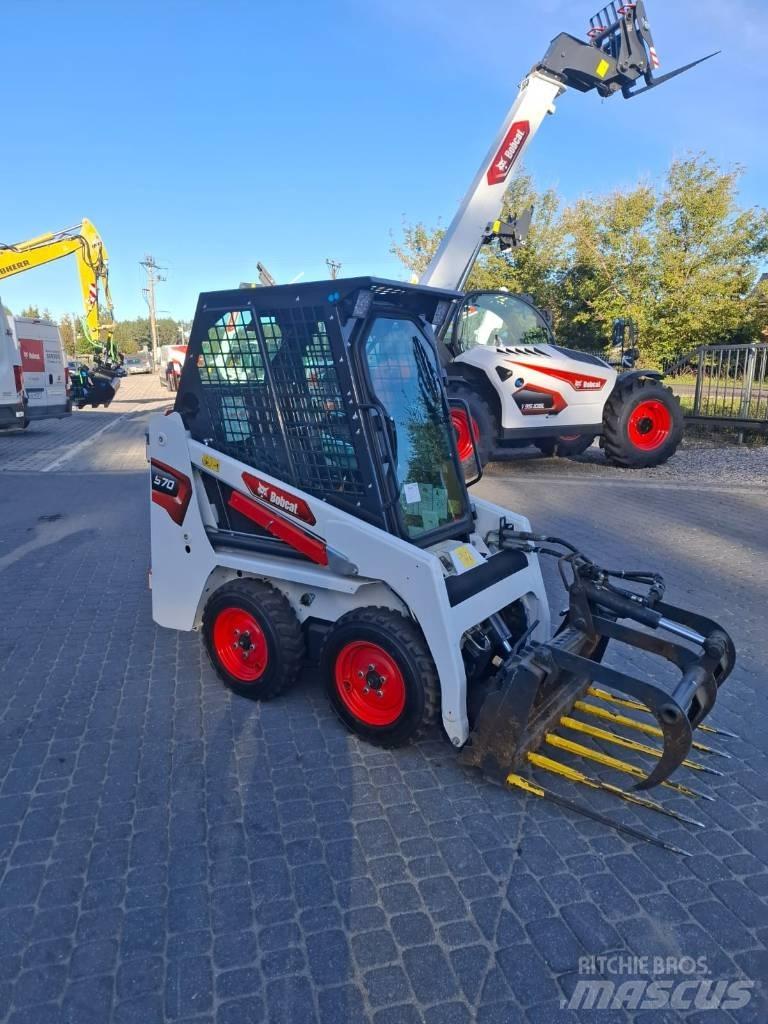 Bobcat S 70 لوادر انزلاقية التوجيه