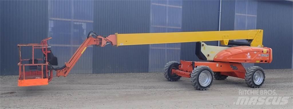 JLG E600JP رافعات سلة مفصلية