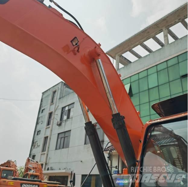 Doosan DX340LC-9C حفارات زحافة