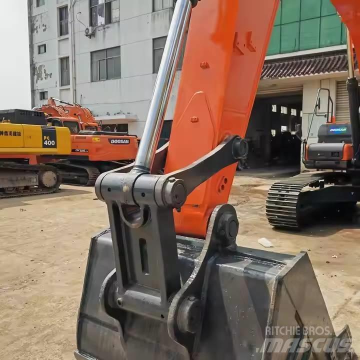 Doosan DX340LC-9C حفارات زحافة