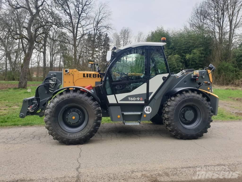 Liebherr T 60-9 S مناولات متداخلة