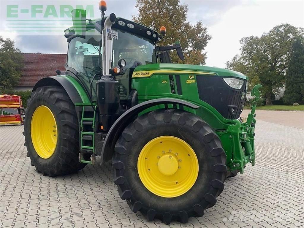 John Deere 6r 250 الجرارات