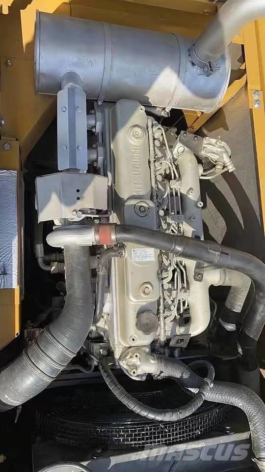 Sany SY 215 حفارات زحافة