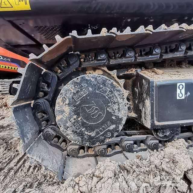 Sany SY 215 حفارات زحافة