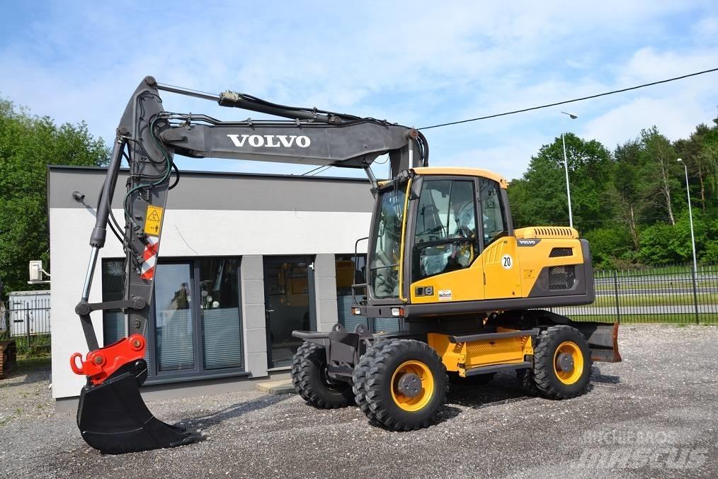 Volvo EW 160 D حفارات بعجل