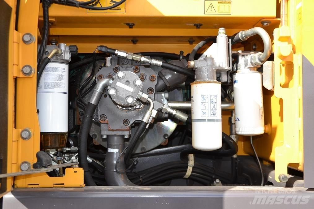 Volvo EW 160 D حفارات بعجل