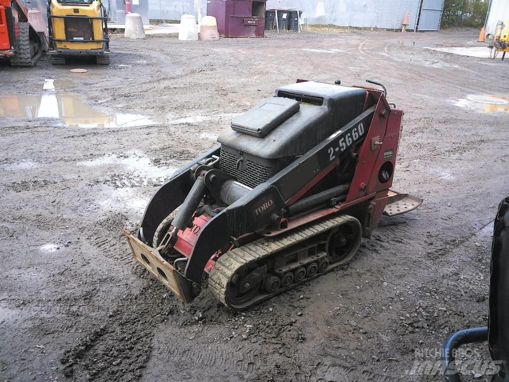 Toro DINGO TX525 لوادر انزلاقية التوجيه