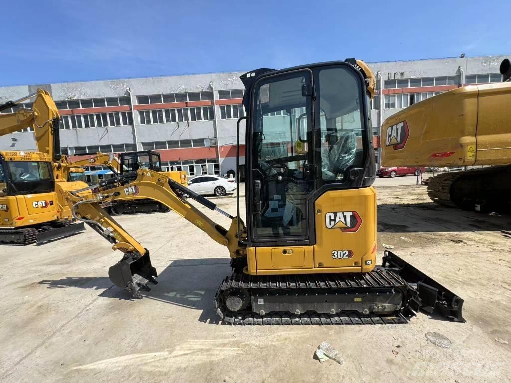 CAT 302 حفارات صغيرة أقل من 7 طن (حفارات صغيرة)