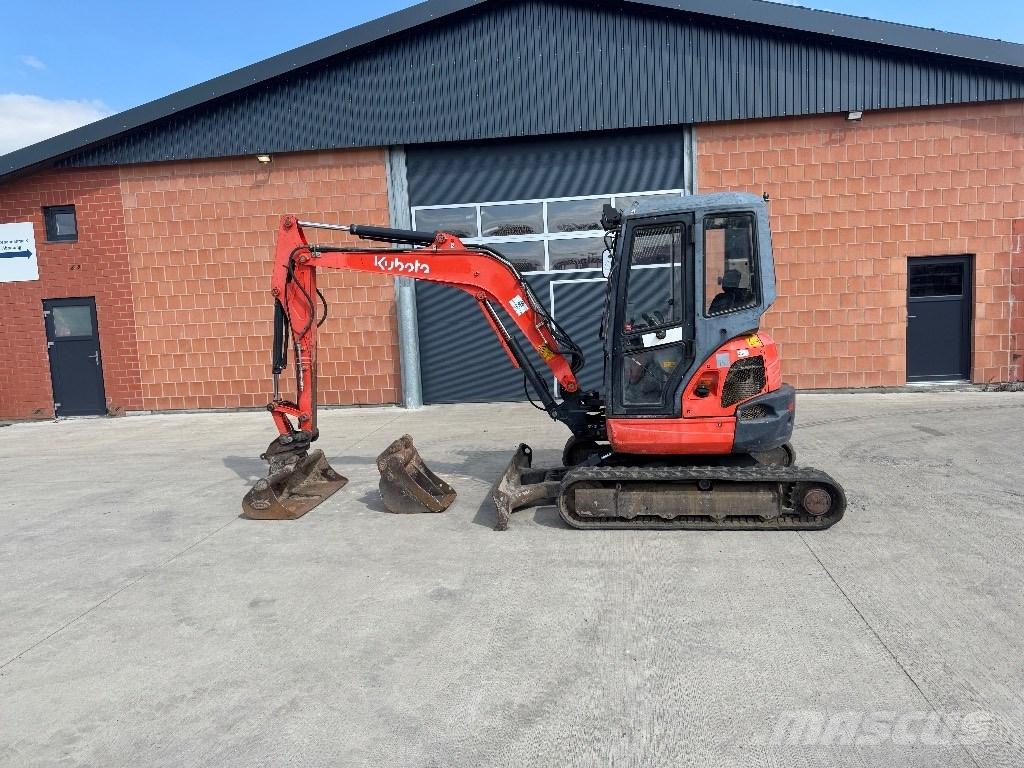Kubota U 35 حفارات صغيرة أقل من 7 طن (حفارات صغيرة)