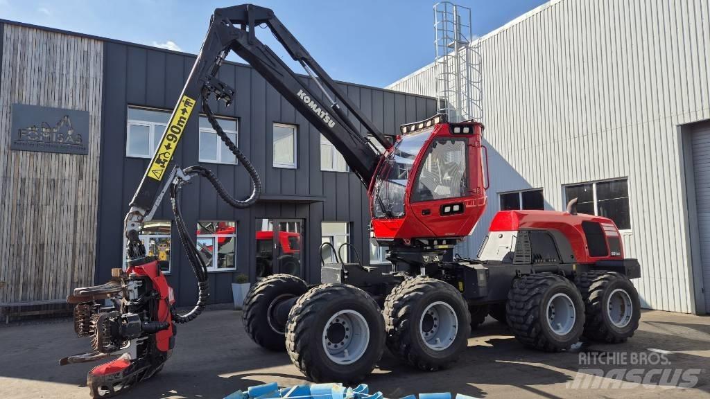 Komatsu 931 XC حصادات