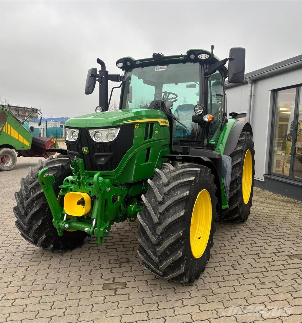 John Deere 6R 130 الجرارات