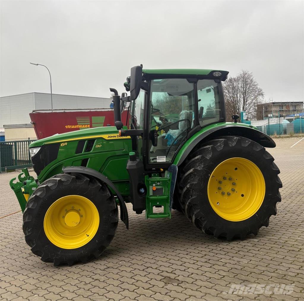 John Deere 6R 130 الجرارات