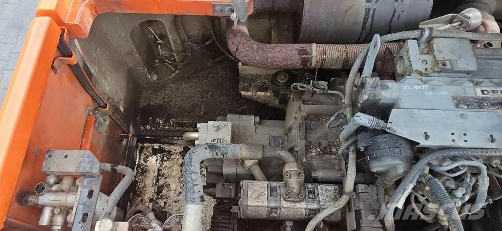 Terex TW 150 حفارات بعجل