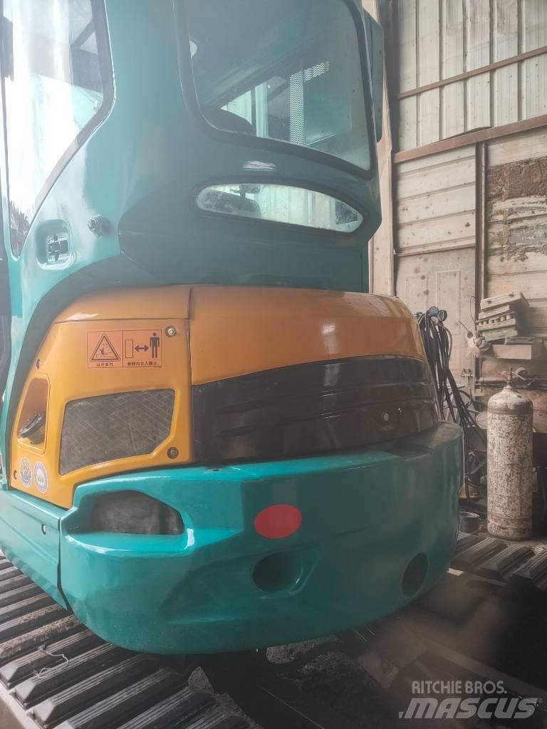 Kubota U 35 حفارات زحافة