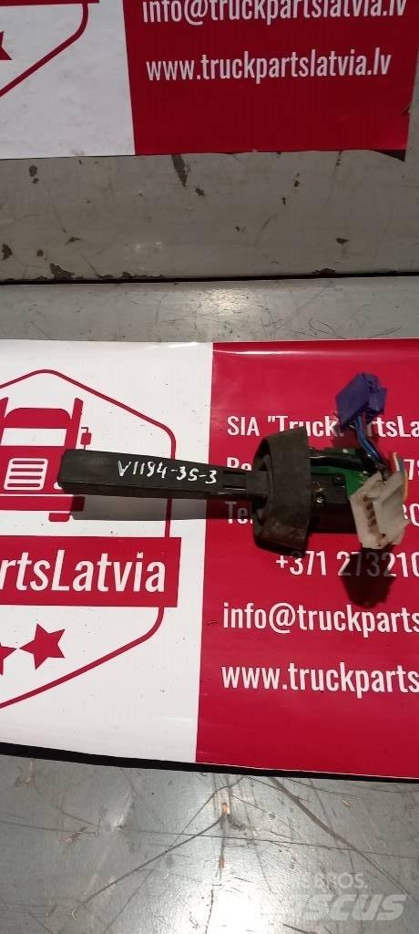 Volvo FH 12.   3172171 كابينة والداخلية