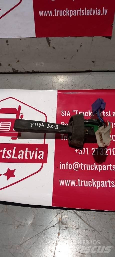 Volvo FH 12.   3172171 كابينة والداخلية