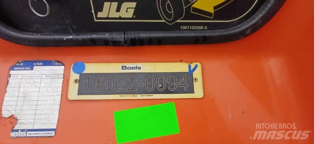 JLG 450AJ رافعات سلة مفصلية