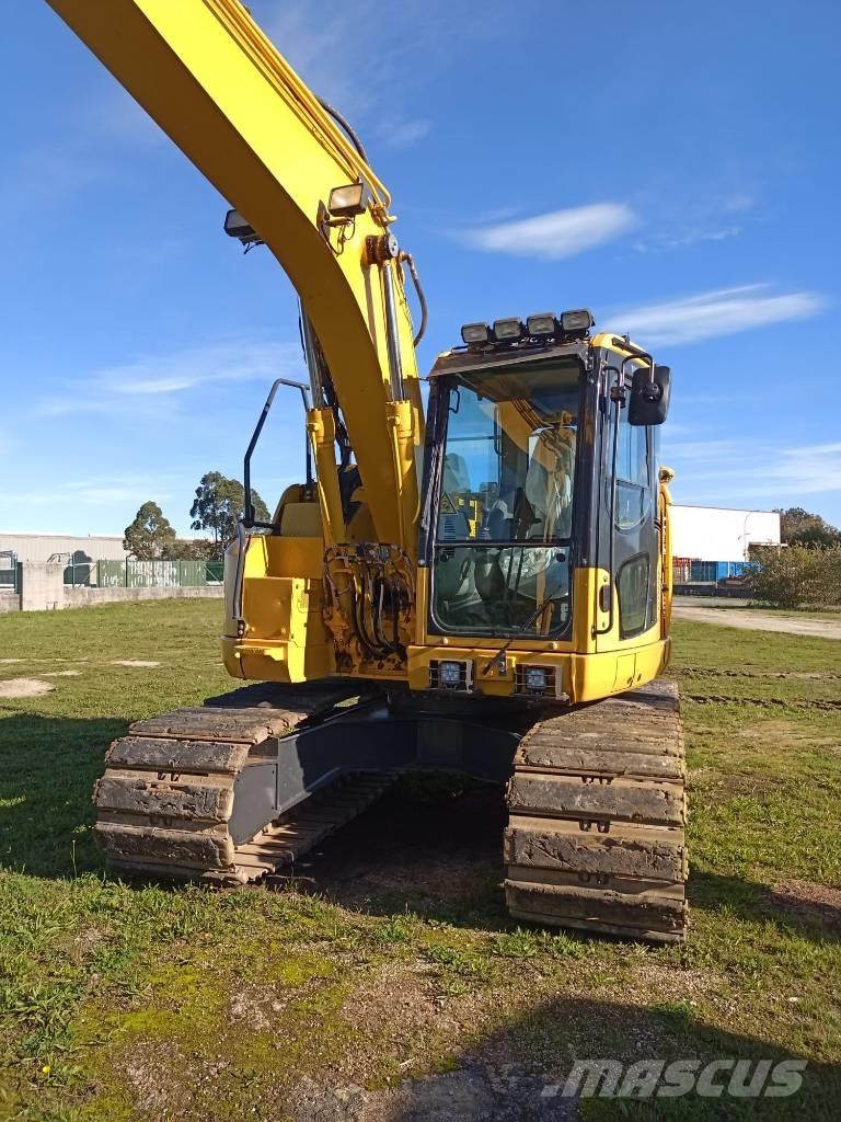 Komatsu PC 138 US-11 حفارات زحافة