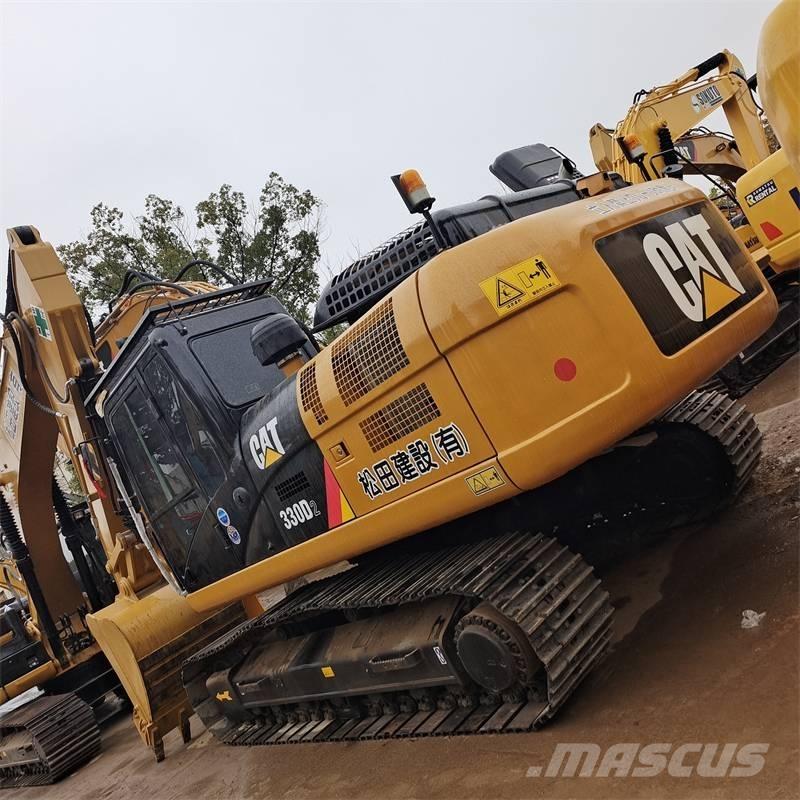CAT 330 D حفارات زحافة