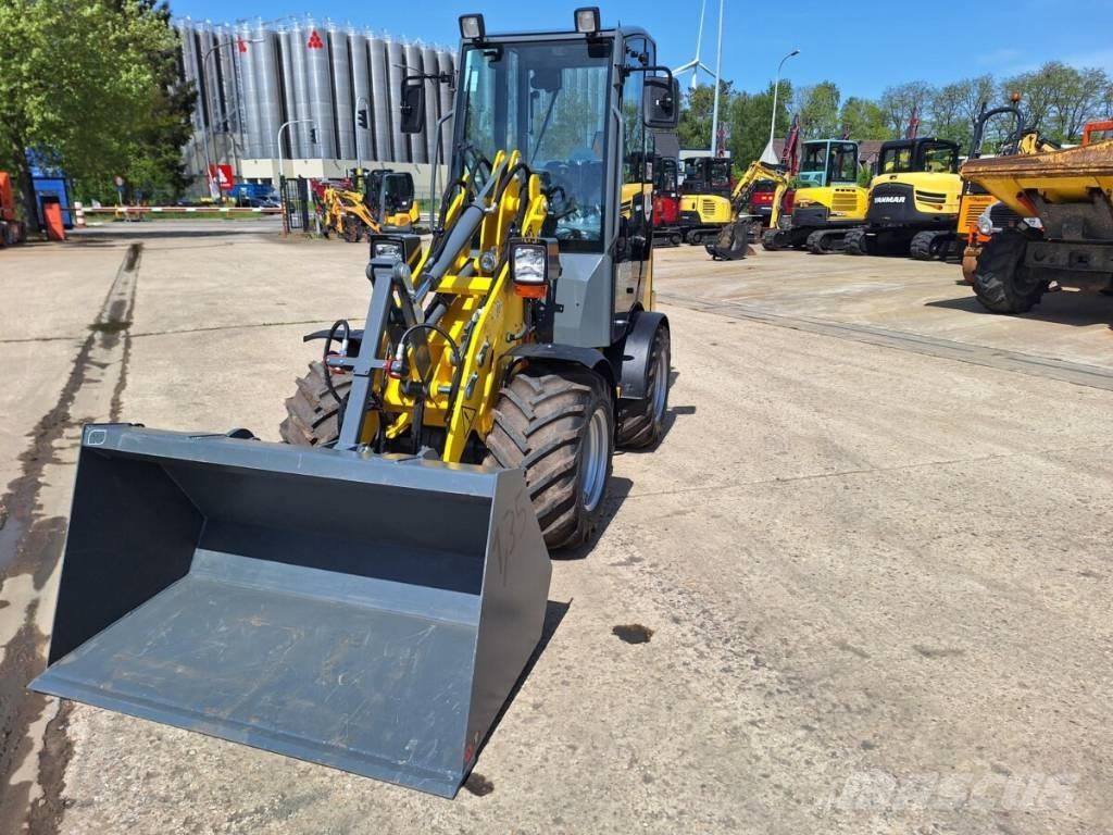 Wacker Neuson WL 20 لوادر بعجل