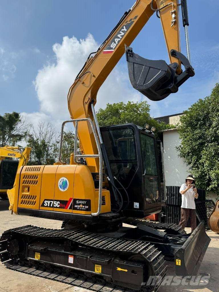 Sany SY 75 C حفارات صغيرة أقل من 7 طن (حفارات صغيرة)