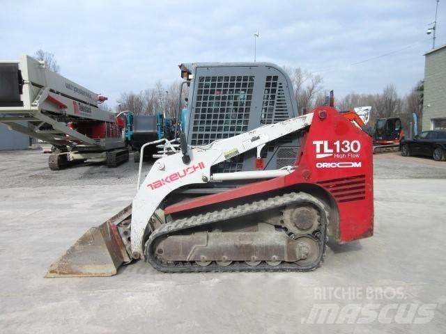 Takeuchi TL130 لوادر صغيرة