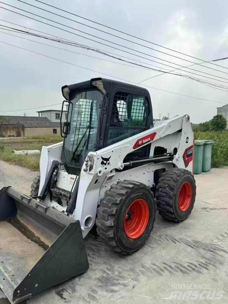 Bobcat S 630 لوادر انزلاقية التوجيه