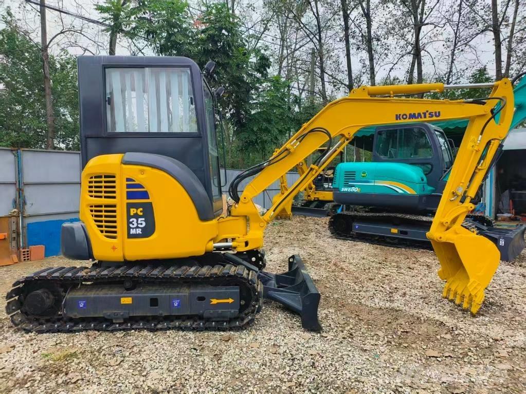 Komatsu PC 35 MR حفارات صغيرة أقل من 7 طن (حفارات صغيرة)