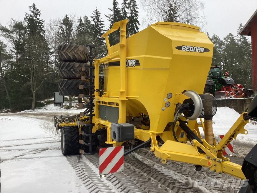 Bednar Omega مثاقيب مدمجة