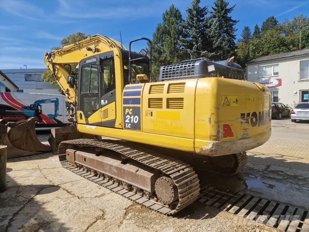 Komatsu PC 210 LC-11 حفارات زحافة
