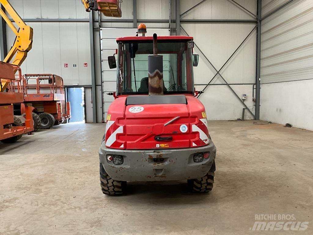 Volvo L 25 F لوادر بعجل