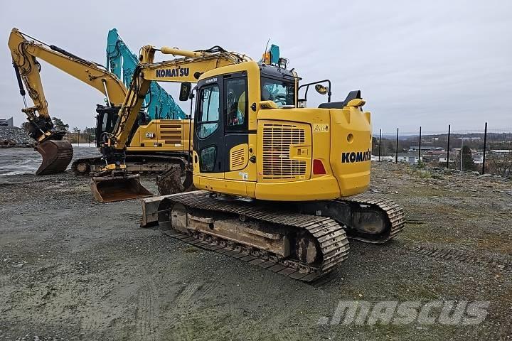 Komatsu PC 138 US-11 حفارات زحافة