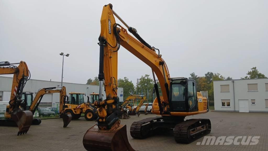 JCB JS 260 LC حفارات زحافة