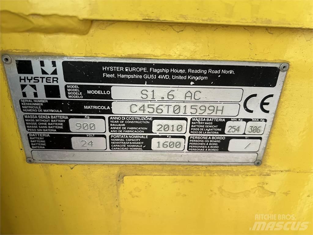 Hyster S1.6AC معدات التكديس الجوالة