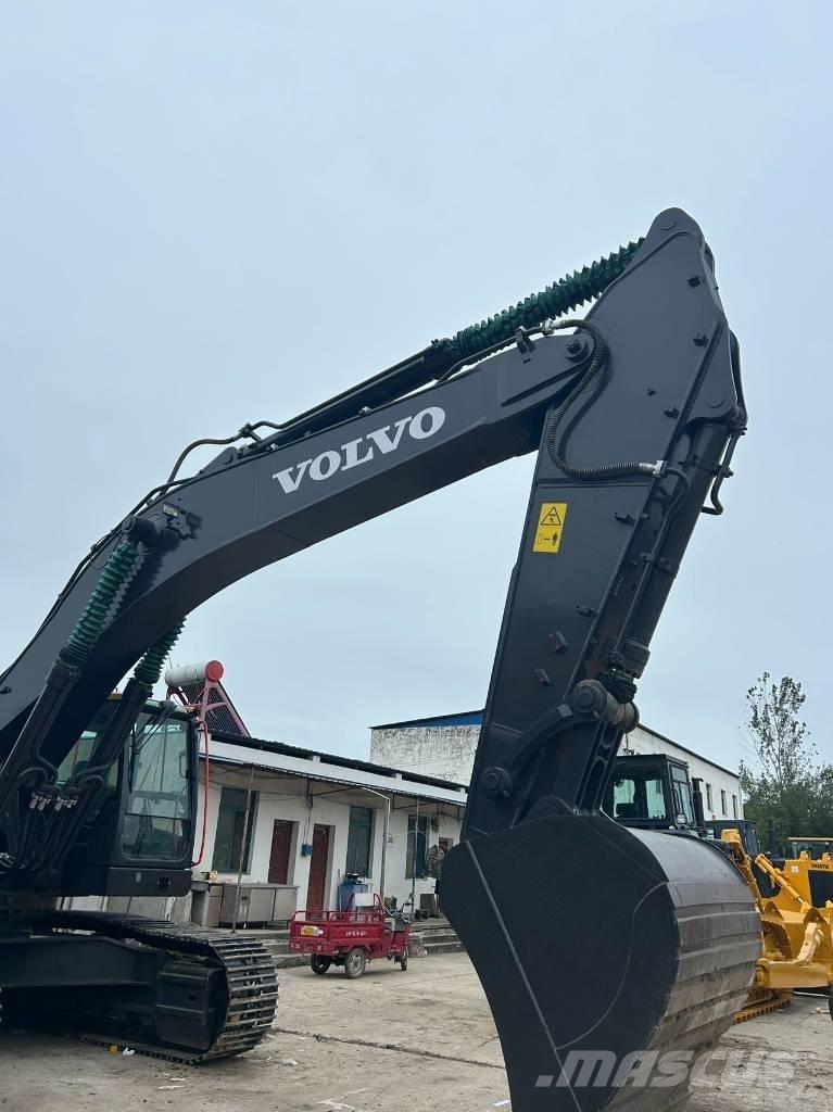 Volvo EC 480 D L حفارات زحافة