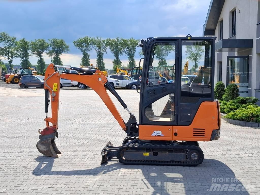 Hitachi ZX 19-6 حفارات صغيرة أقل من 7 طن (حفارات صغيرة)