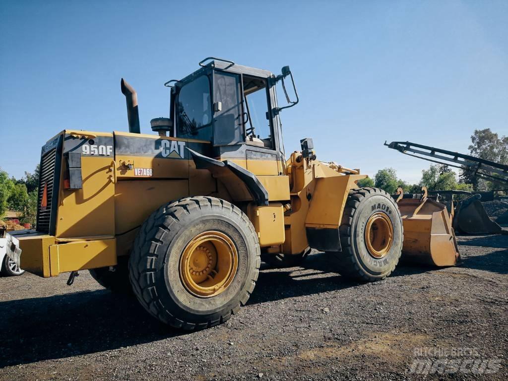CAT 950 F لوادر بعجل