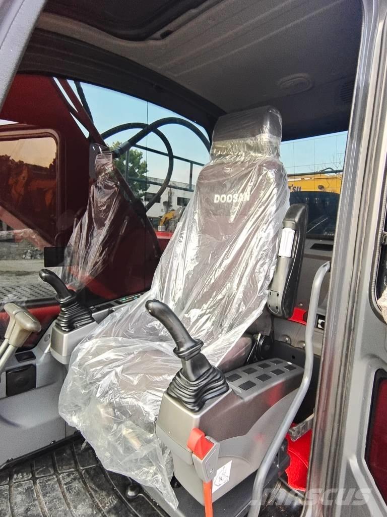 Doosan DX 225LC-9C حفارات زحافة