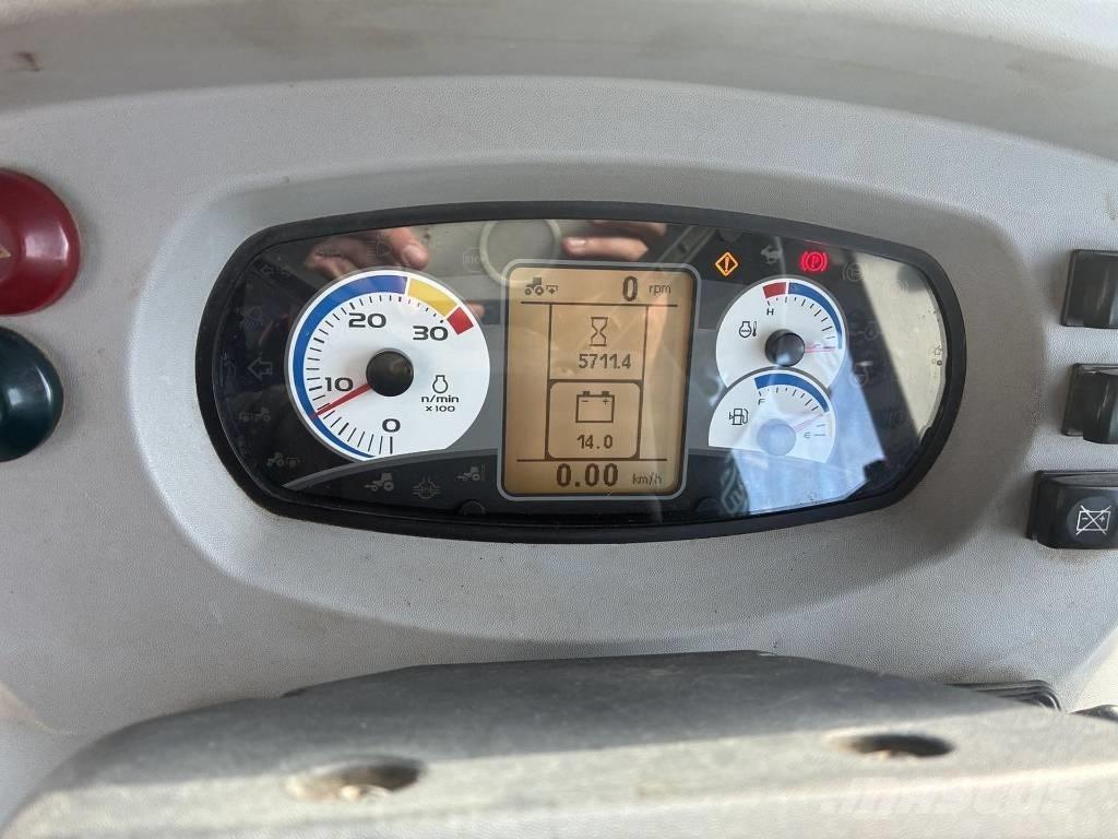 New Holland TD 5.95 الجرارات