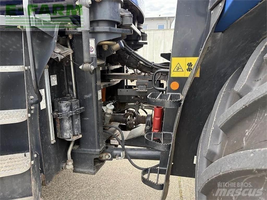 New Holland t9.560 الجرارات